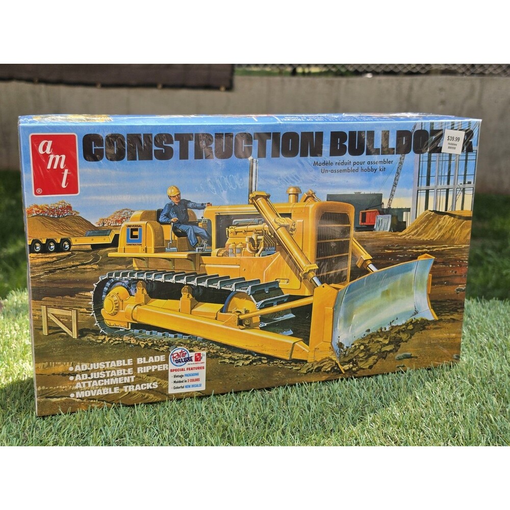 AMT 1086 1/25 Construction Bulldozer Retro Deluxe Model Kit New Sealed